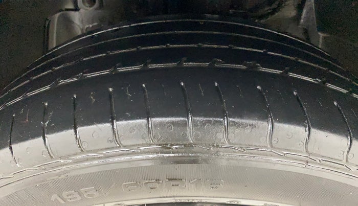 2022 Tata NEXON XZ PETROL, Petrol, Manual, 33,081 km, Left Front Tyre Tread