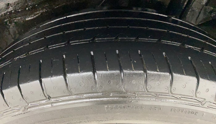 2022 Tata NEXON XZ PETROL, Petrol, Manual, 33,081 km, Left Rear Tyre Tread