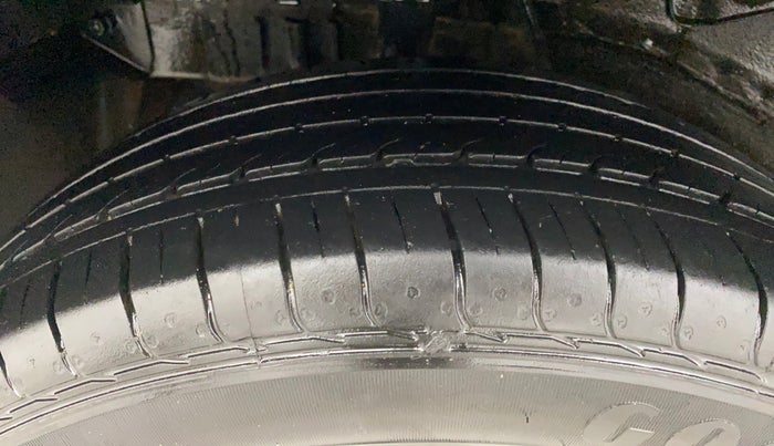 2022 Tata NEXON XZ PETROL, Petrol, Manual, 33,081 km, Right Rear Tyre Tread