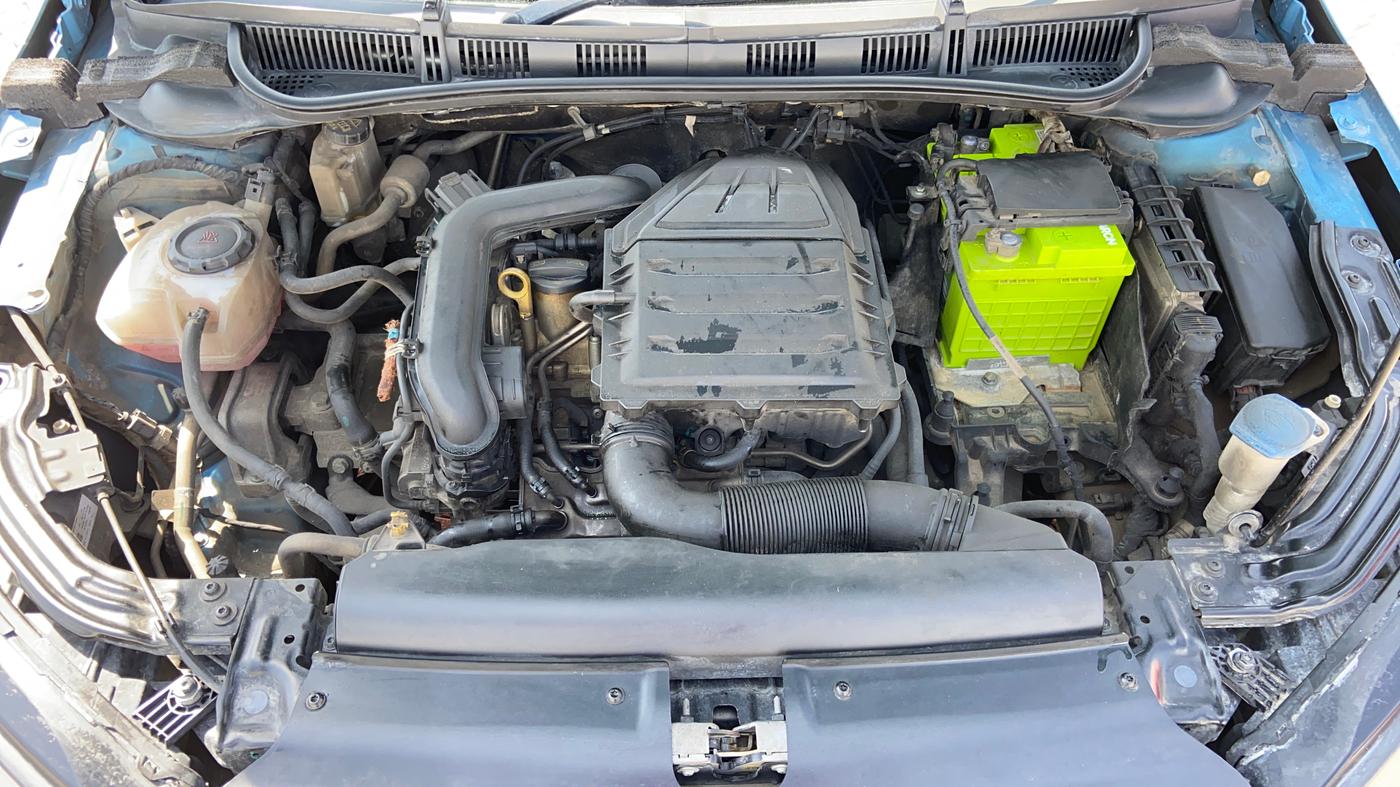 2022 Skoda SLAVIA STYLE 1.0L TSI AT, Petrol, Automatic, 96,700 km, Engine View
