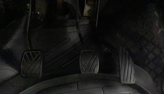 2012 Maruti Wagon R 1.0 VXI, Petrol, Manual, 51,010 km, Pedals