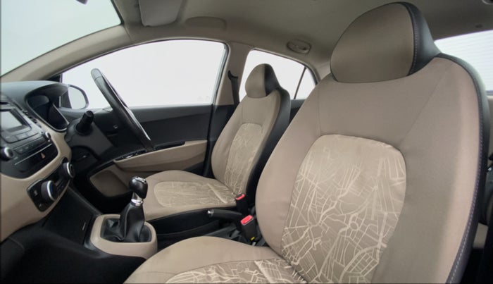 2014 Hyundai Xcent SX 1.2 OPT, Petrol, Manual, 91,329 km, Right Side Front Door Cabin
