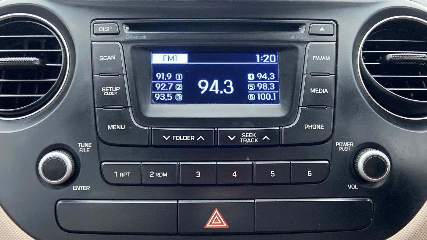 2014 Hyundai Xcent SX 1.2 OPT, Petrol, Manual, 91,329 km, Infotainment System