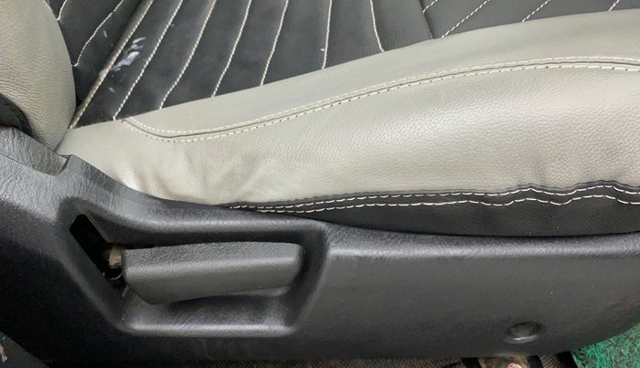 2020 Maruti Alto LXI O, Petrol, Manual, 46,438 km, Driver Side Adjustment Panel
