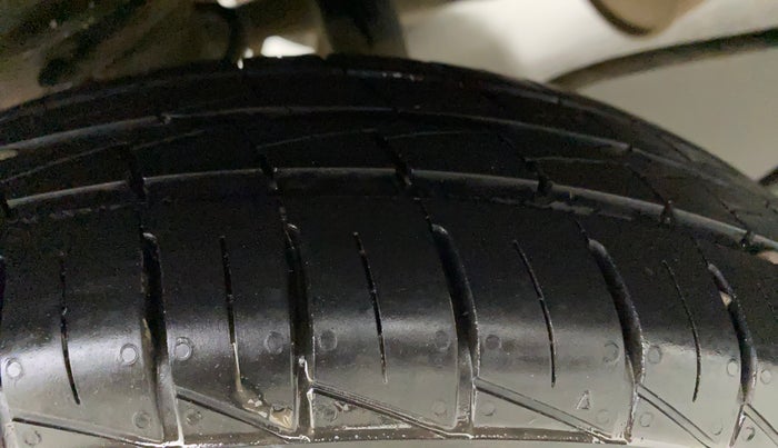 2020 Maruti Alto LXI O, Petrol, Manual, 46,438 km, Right Rear Tyre Tread
