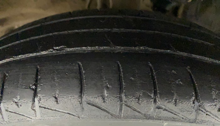 2020 Maruti Alto LXI O, Petrol, Manual, 46,438 km, Left Front Tyre Tread