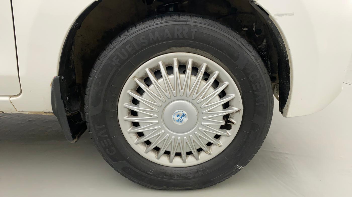 2020 Maruti Alto LXI O, Petrol, Manual, 46,438 km, Right Front Wheel