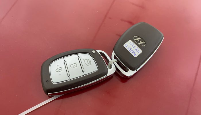 2017 Hyundai Creta SX (O) 1.6 DIESEL, Diesel, Manual, 58,139 km, Key Close Up