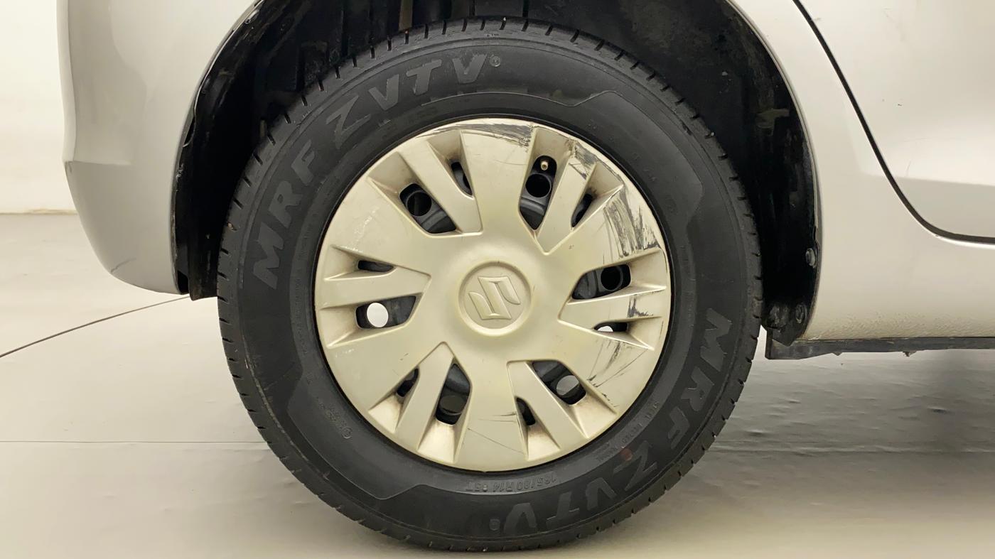 2012 Maruti Swift VXI, Petrol, Manual, 71,972 km, Right Rear Wheel