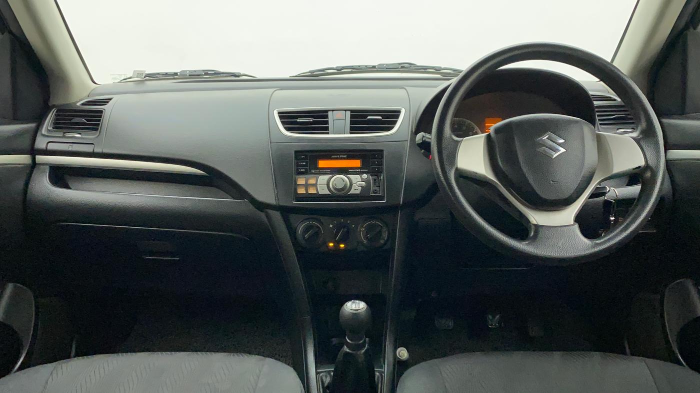 2012 Maruti Swift VXI, Petrol, Manual, 71,972 km, Dashboard