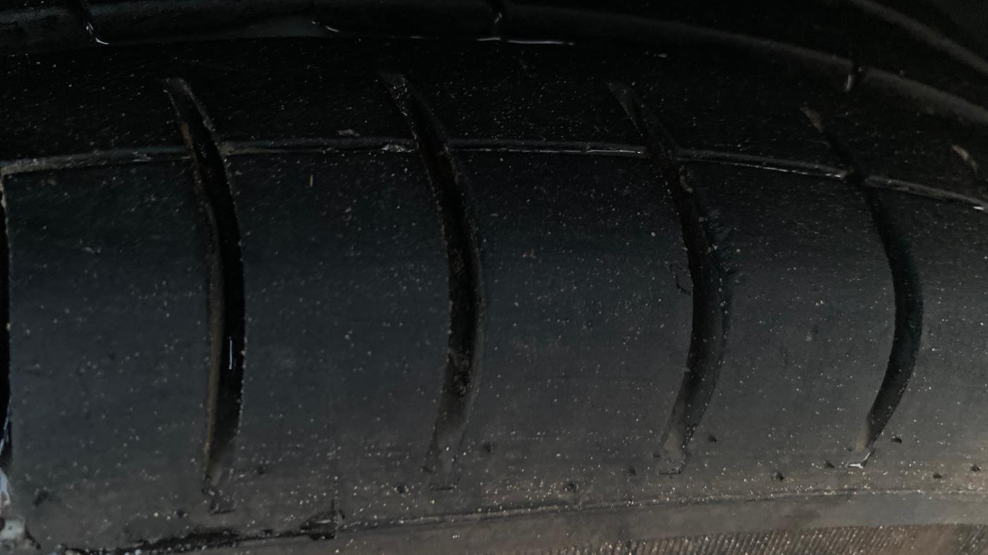 2020 Maruti New Wagon-R VXI 1.0 AMT, Petrol, Automatic, 65,974 km, Right Front Tyre Tread