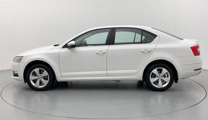 2017 Skoda Octavia 1.8 TSI STYLE AT, Petrol, Automatic, 49,573 km, Left Side