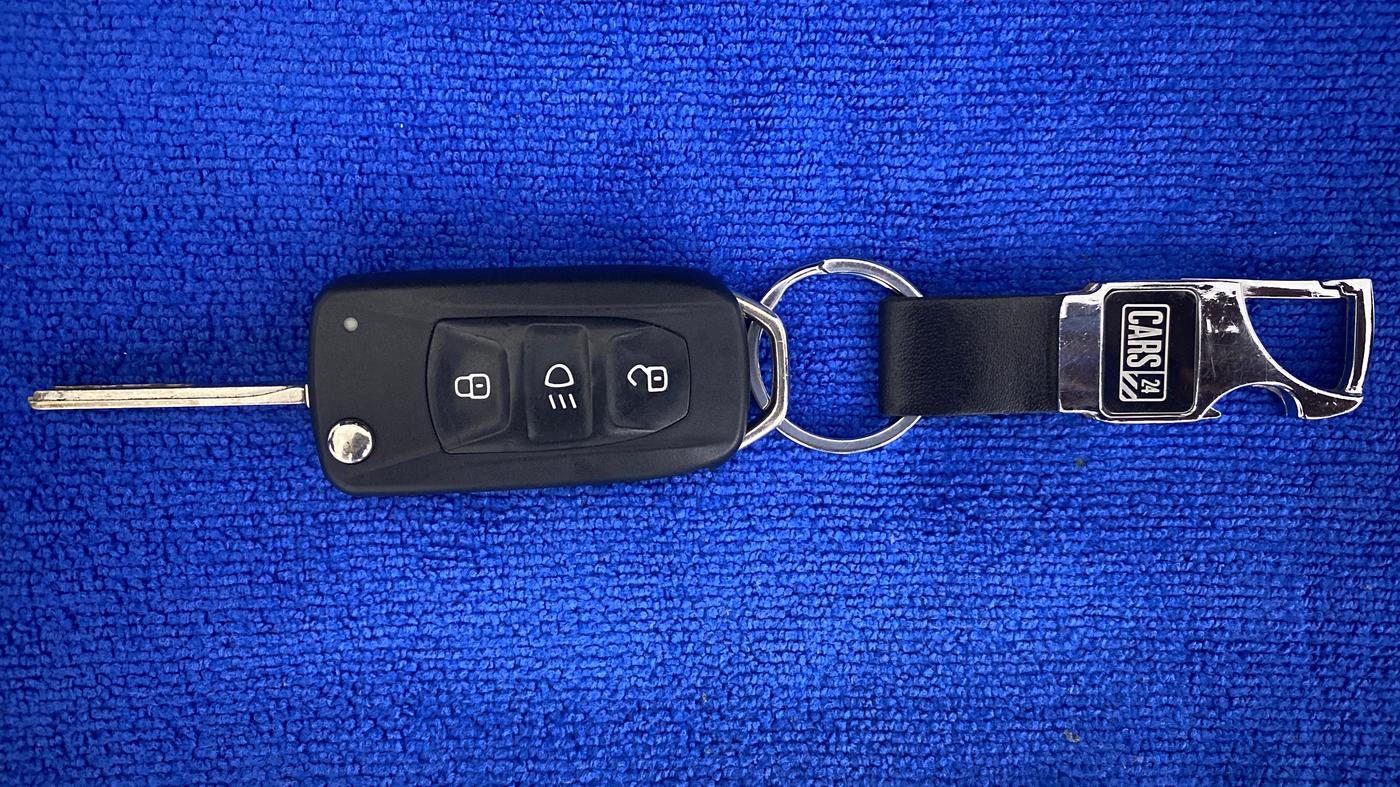 2019 Tata TIGOR XZ PETROL, Petrol, Manual, 44,446 km, Key Close Up