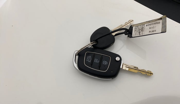 2022 Hyundai GRAND I10 NIOS SPORTZ 1.2 KAPPA VTVT CNG, CNG, Manual, 1,36,340 km, Key Close Up