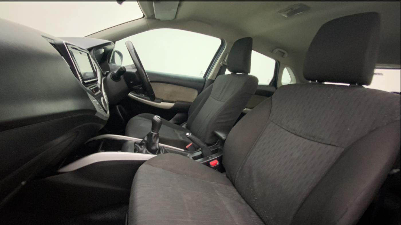 2016 Maruti Baleno ALPHA DIESEL 1.3, Diesel, Manual, 1,23,564 km, Right Side Front Door Cabin