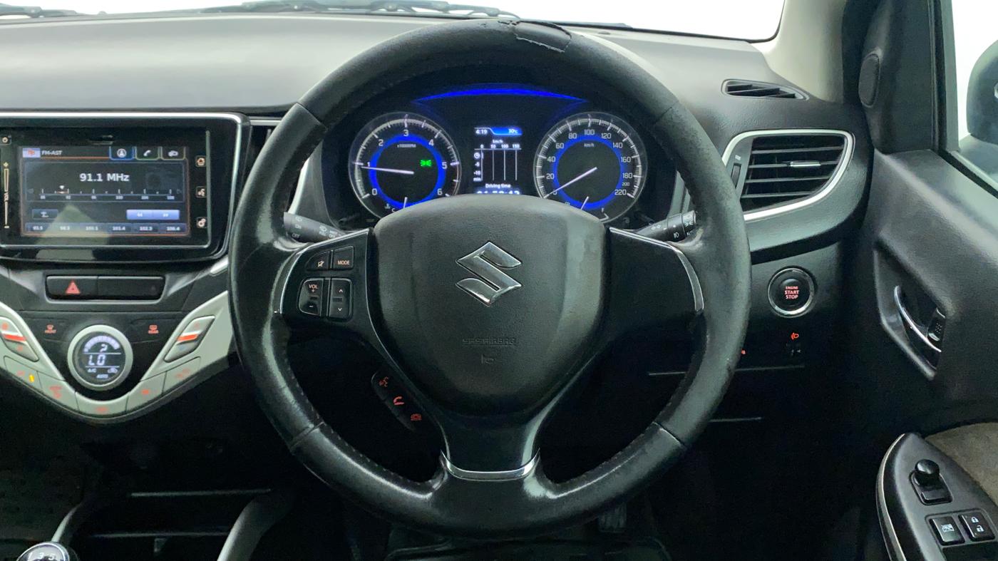 2016 Maruti Baleno ALPHA DIESEL 1.3, Diesel, Manual, 1,23,564 km, Steering Wheel Close Up