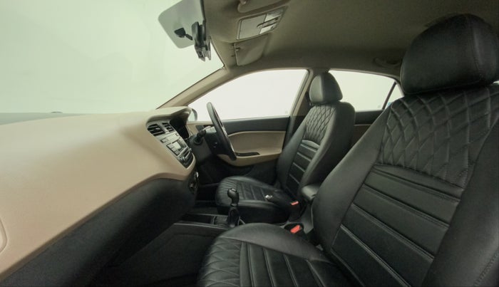 2015 Hyundai Elite i20 MAGNA 1.2, Petrol, Manual, 46,133 km, Right Side Front Door Cabin