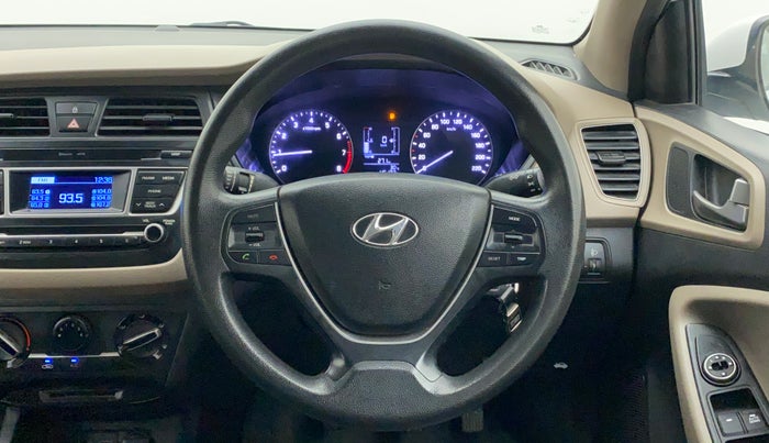 2015 Hyundai Elite i20 MAGNA 1.2, Petrol, Manual, 46,133 km, Steering Wheel Close Up