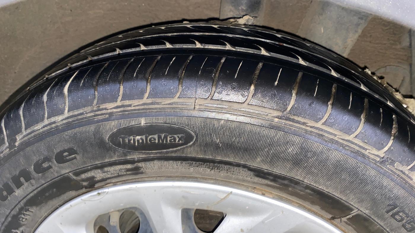 2018 Hyundai Grand i10 SPORTZ 1.2 KAPPA VTVT, Petrol, Manual, 46,444 km, Left Rear Tyre Tread