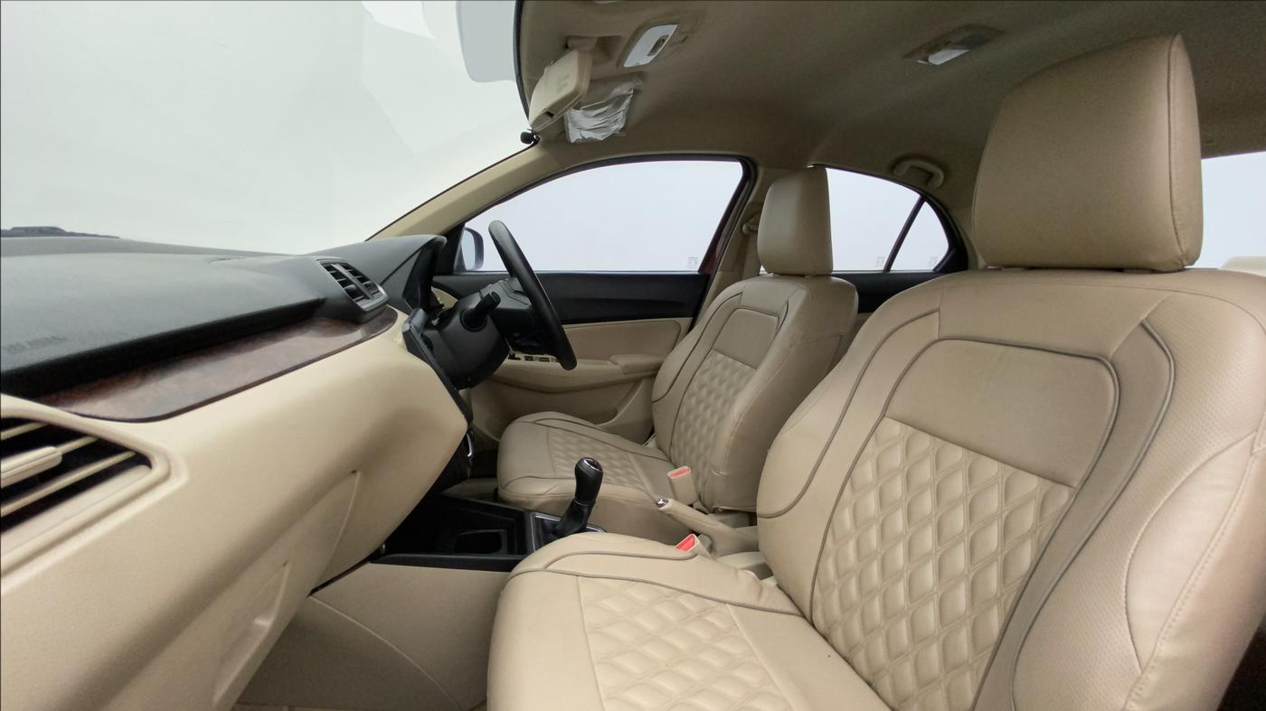 2017 Maruti Dzire VXI, Petrol, Manual, 21,216 km, Right Side Front Door Cabin