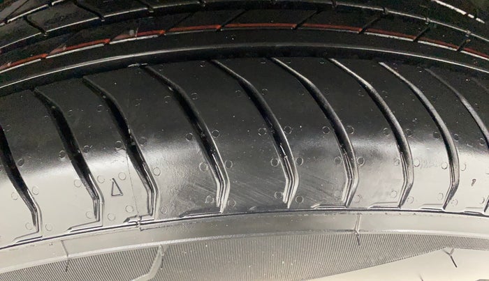 2021 Maruti S Cross ZETA 1.5, Petrol, Manual, 38,329 km, Left Rear Tyre Tread