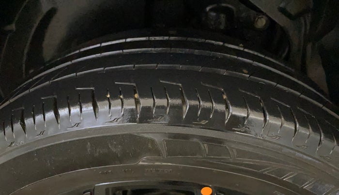 2024 Tata Harrier ADVENTURE PLUS DARK EDITION AT, Diesel, Automatic, 57,919 km, Right Rear Tyre Tread