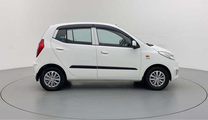 2014 Hyundai i10 SPORTZ 1.1 IRDE2, Petrol, Manual, 45,857 km, Right Side View