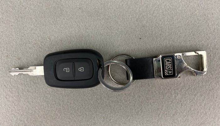 2018 Renault Duster RXS CVT 106 PS, Petrol, Automatic, 36,863 km, Key Close Up