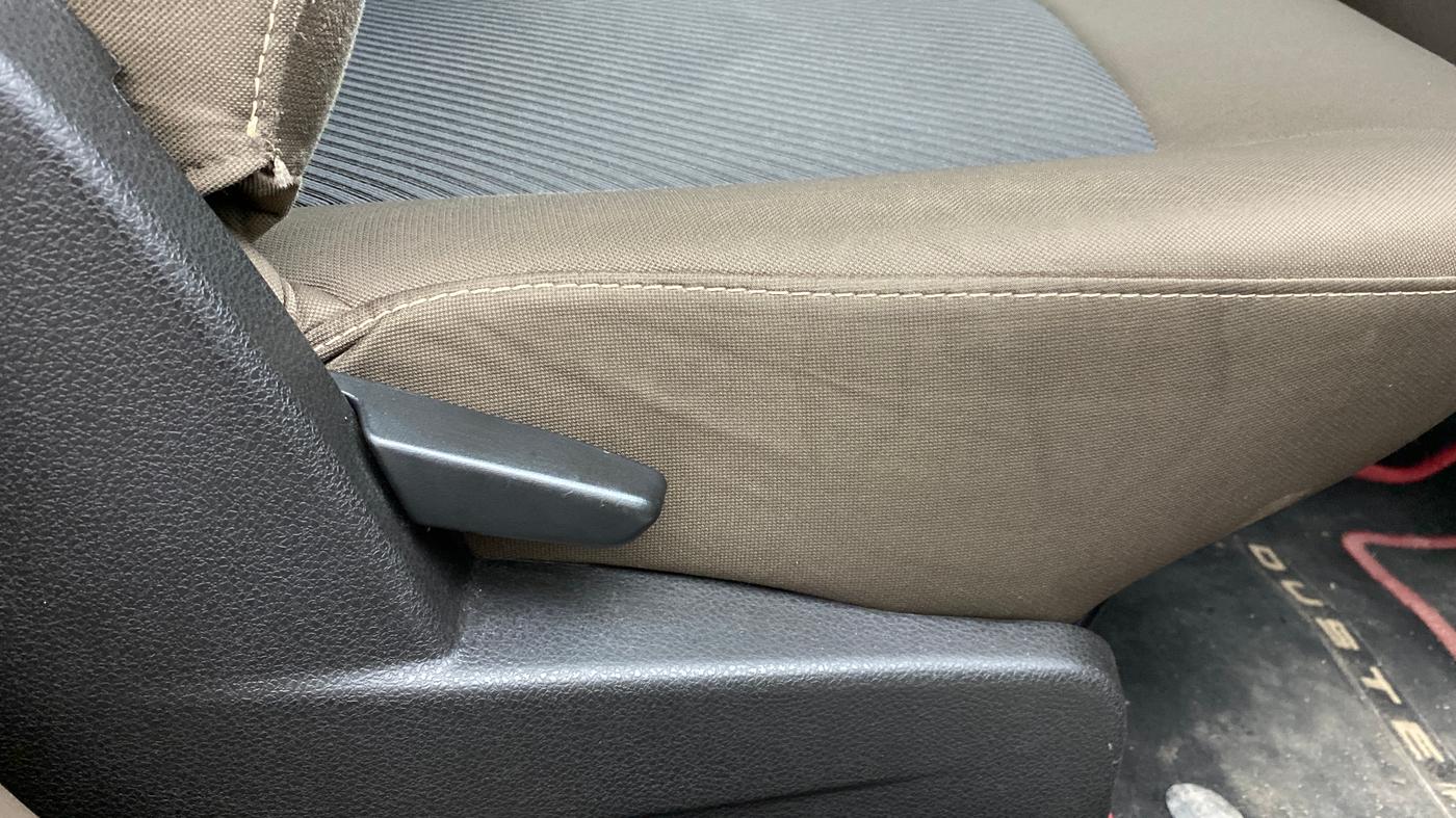 2018 Renault Duster RXS CVT 106 PS, Petrol, Automatic, 36,863 km, Driver Side Adjustment Panel