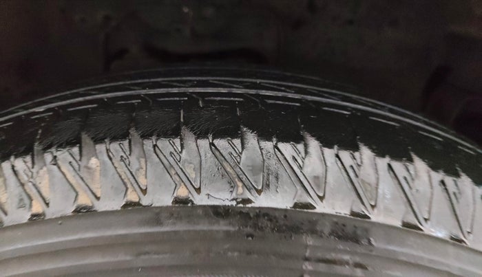 2023 Maruti JIMNY ALPHA ALL GRIP PRO MT, Petrol, Manual, 50,165 km, Right Front Tyre Tread