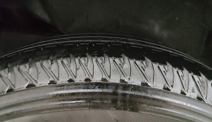 2023 Maruti JIMNY ALPHA ALL GRIP PRO MT, Petrol, Manual, 50,165 km, Right Rear Tyre Tread
