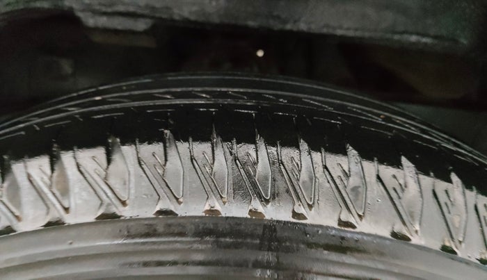 2023 Maruti JIMNY ALPHA ALL GRIP PRO MT, Petrol, Manual, 50,165 km, Left Rear Tyre Tread