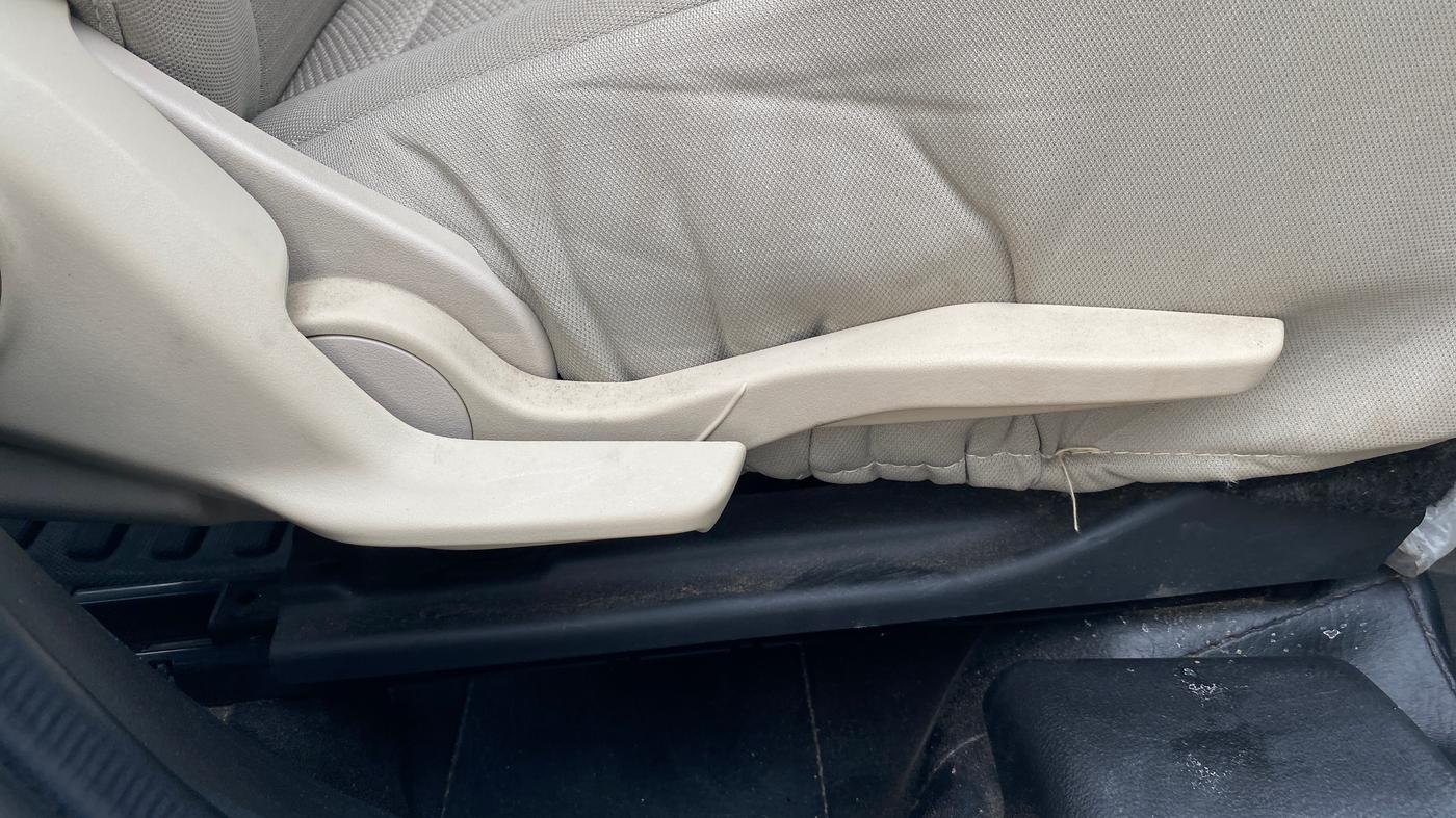 2025 Maruti Dzire ZXi CNG, CNG, Manual, 37,146 km, Driver Side Adjustment Panel