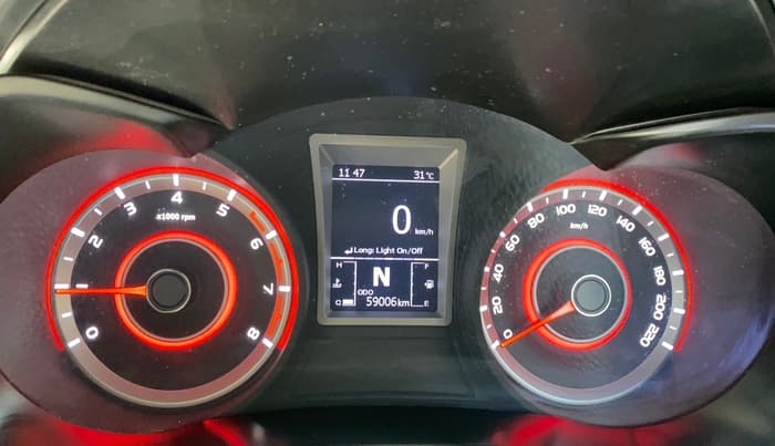 2021 Mahindra XUV300 W8 1.2 PETROL, Petrol, Manual, 58,969 km, Odometer Image