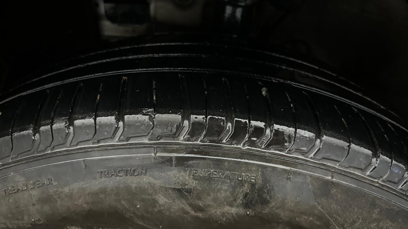 2022 Hyundai VENUE SX 1.0 TURBO IMT, Petrol, Manual, 76,111 km, Left Front Tyre Tread