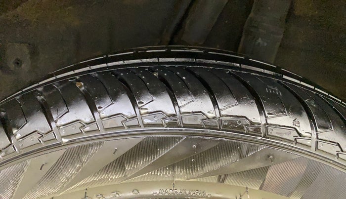 2018 Honda Amaze 1.2L I-VTEC V, Petrol, Manual, 44,017 km, Left Rear Tyre Tread