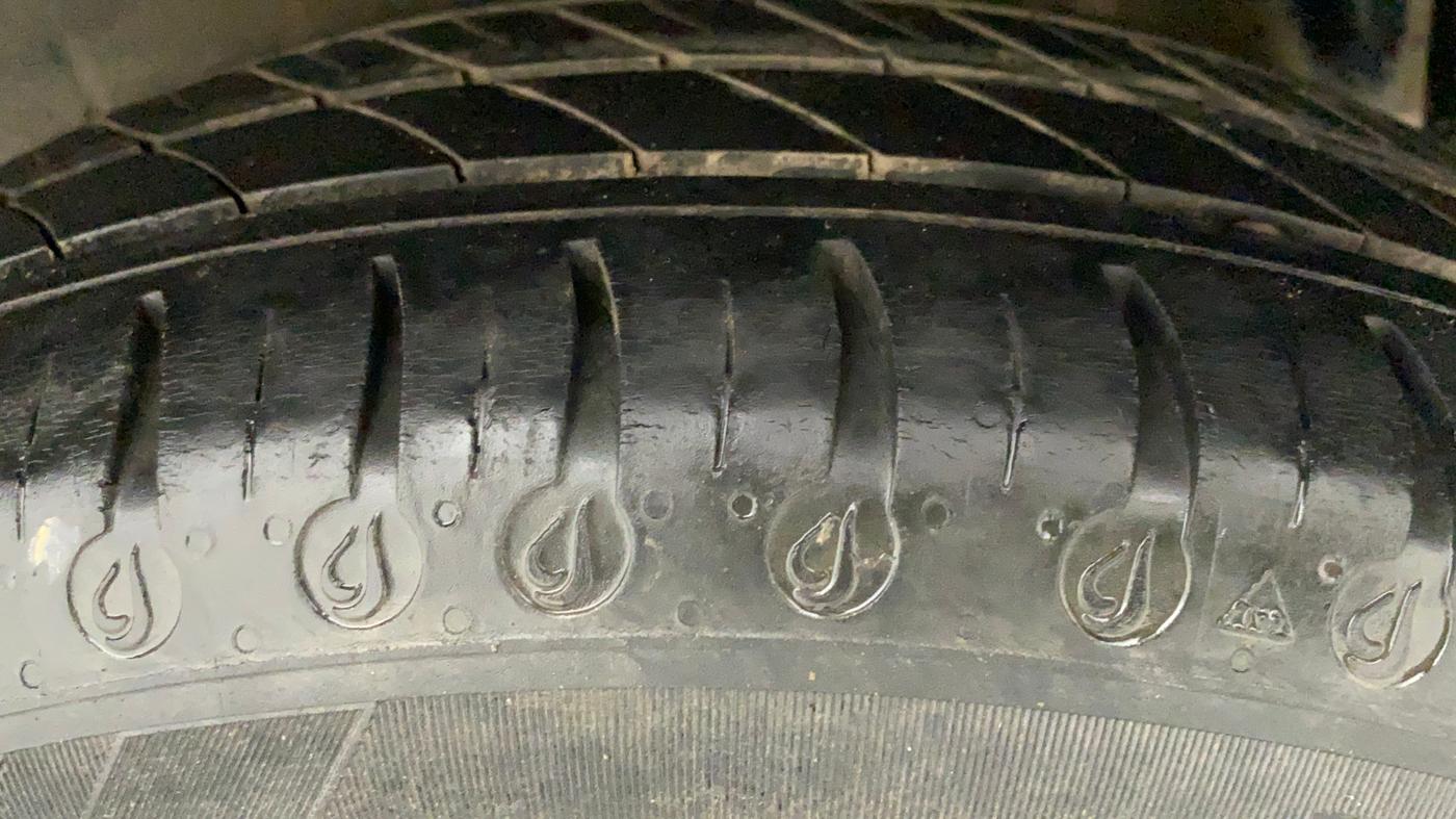 2020 Tata Tiago XZ PETROL, Petrol, Manual, 37,436 km, Left Rear Tyre Tread
