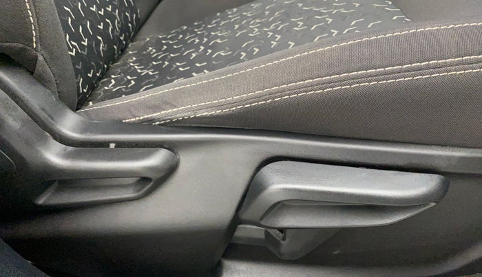 2020 Tata Tiago XZ PETROL, Petrol, Manual, 37,436 km, Driver Side Adjustment Panel