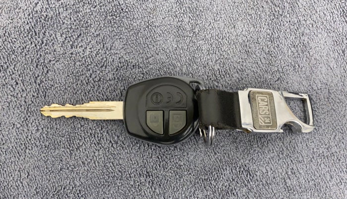 2011 Maruti Wagon R 1.0 VXI, Petrol, Manual, 77,193 km, Key Close Up