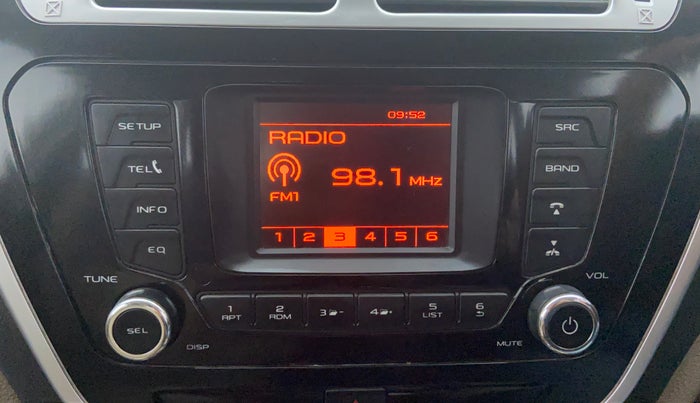 2017 Mahindra TUV300 T8 AT, Diesel, Automatic, 35,373 km, Infotainment System