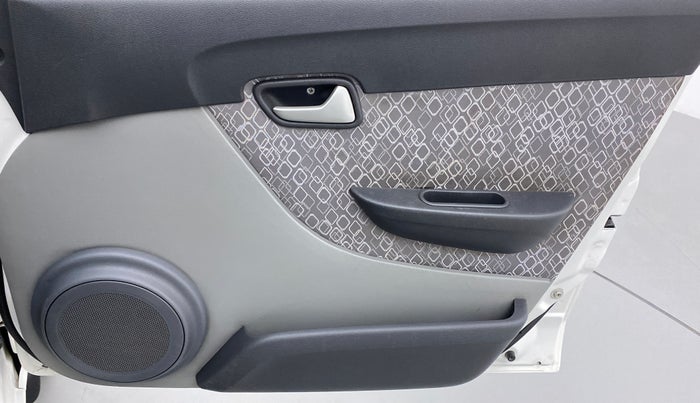 2019 Maruti Alto 800 LXI, Petrol, Manual, 63,389 km, Driver Side Door Panels Control