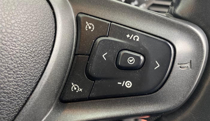 2022 Tata PUNCH CREATIVE  MT, Petrol, Manual, 14,610 km, Adaptive Cruise Control