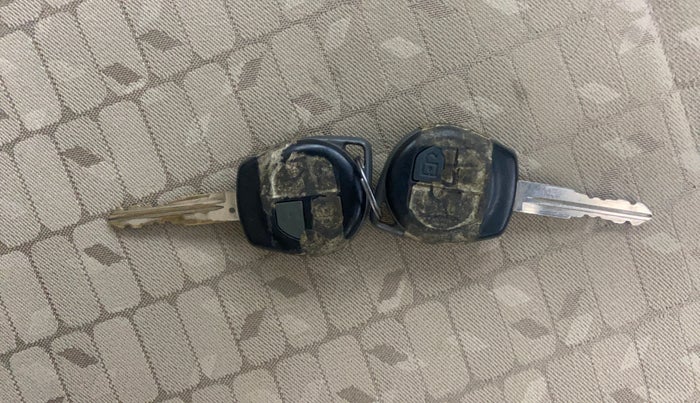 2018 Maruti Wagon R 1.0 VXI+ (O) MT, Petrol, Manual, 94,051 km, Key Close Up