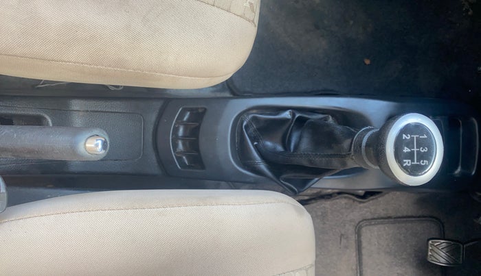 2018 Maruti Wagon R 1.0 VXI+ (O) MT, Petrol, Manual, 94,051 km, Gear Lever