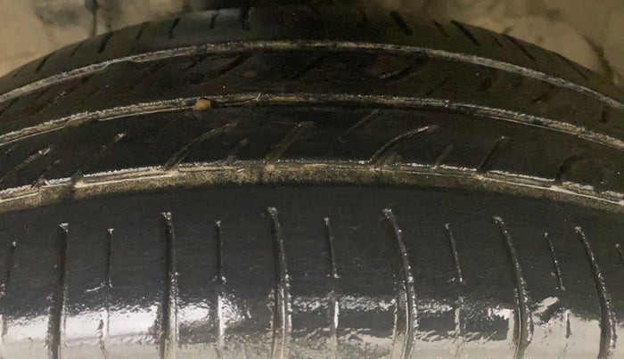 2018 Maruti Wagon R 1.0 VXI+ (O) MT, Petrol, Manual, 94,051 km, Left Front Tyre Tread