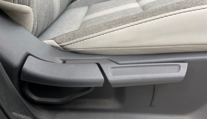 2021 Hyundai GRAND I10 NIOS SPORTZ AMT 1.2 KAPPA VTVT, Petrol, Automatic, 46,629 km, Driver Side Adjustment Panel