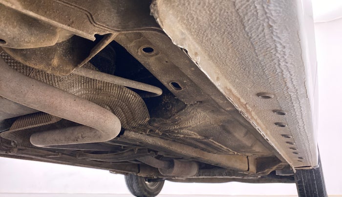 2017 Ford New Figo 1.2 TITANIUM, Petrol, Manual, 39,265 km, Right Side Underbody