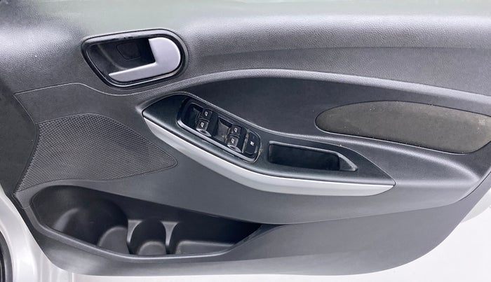 2017 Ford New Figo 1.2 TITANIUM, Petrol, Manual, 39,265 km, Driver Side Door Panels Control