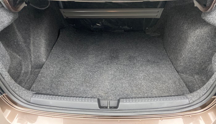 2020 Skoda Rapid 1.0 AMBITION TSI AT, Petrol, Automatic, 10,713 km, Boot Inside
