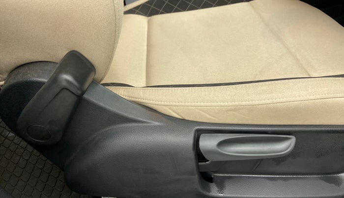 2020 Skoda Rapid 1.0 AMBITION TSI AT, Petrol, Automatic, 10,713 km, Driver Side Adjustment Panel